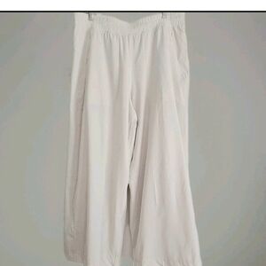 Lululemon Swift Wide Leg Mid Rise Pant Size 12 Ivory Zip Pockets 4234